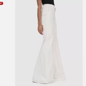 FRAME The Extreme Trouser Natural Clean Denim Flare Leg Jeans - NWT